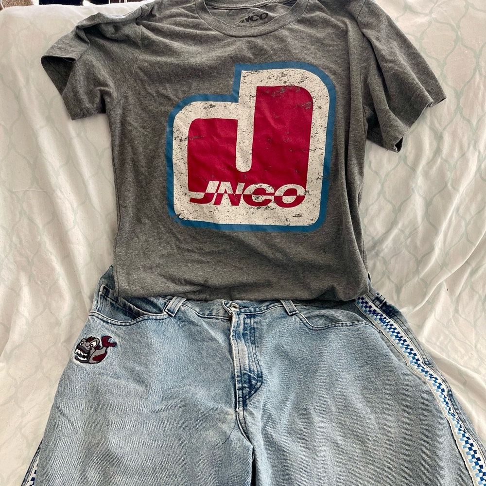 JNCO Heather Gray Crewneck Tee